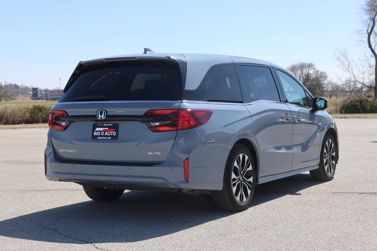 Used 2025 Honda Odyssey Elite image 9