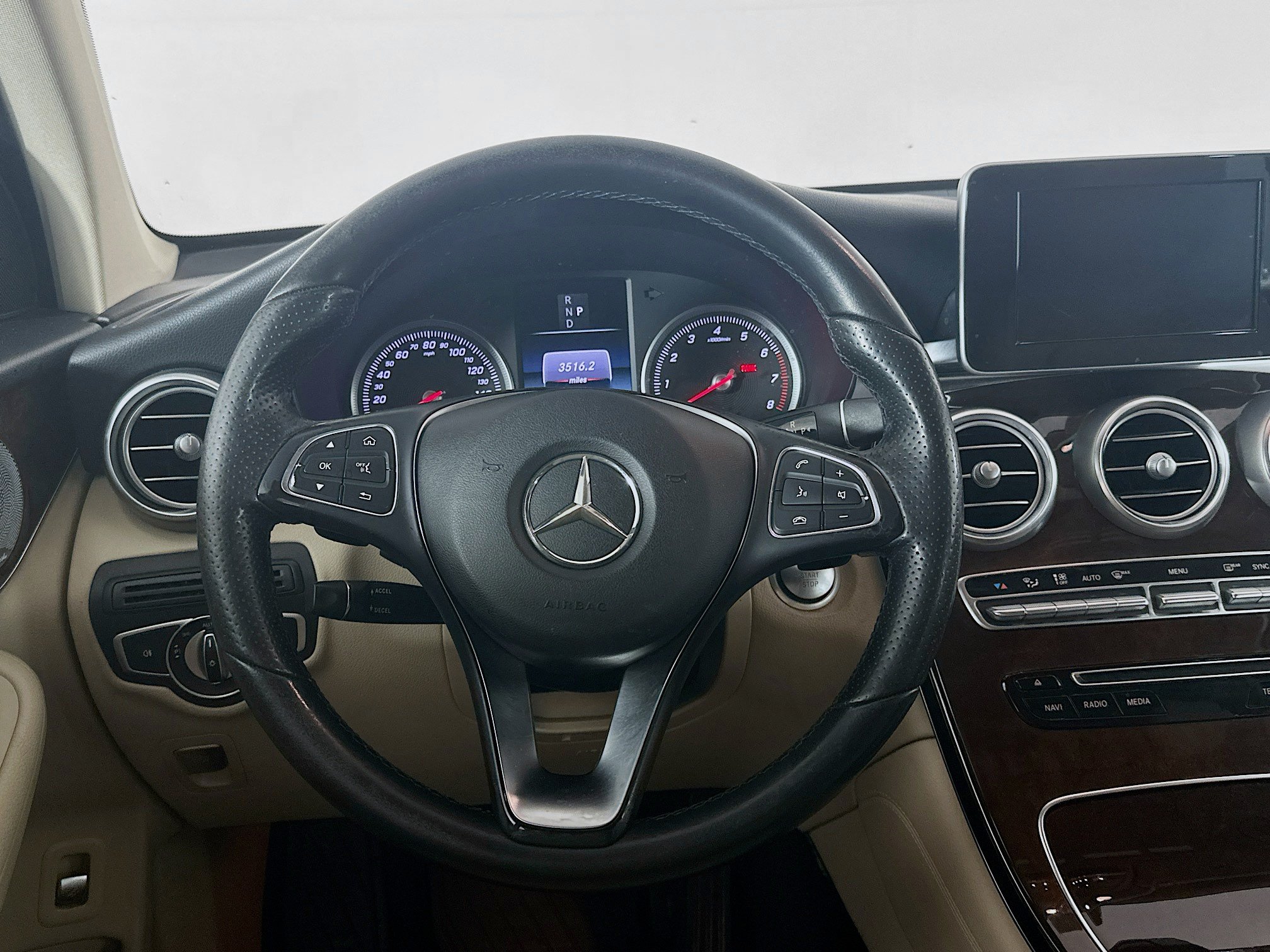 Used 2018 Mercedes-Benz GLC 300 4MATIC Coupe image 18