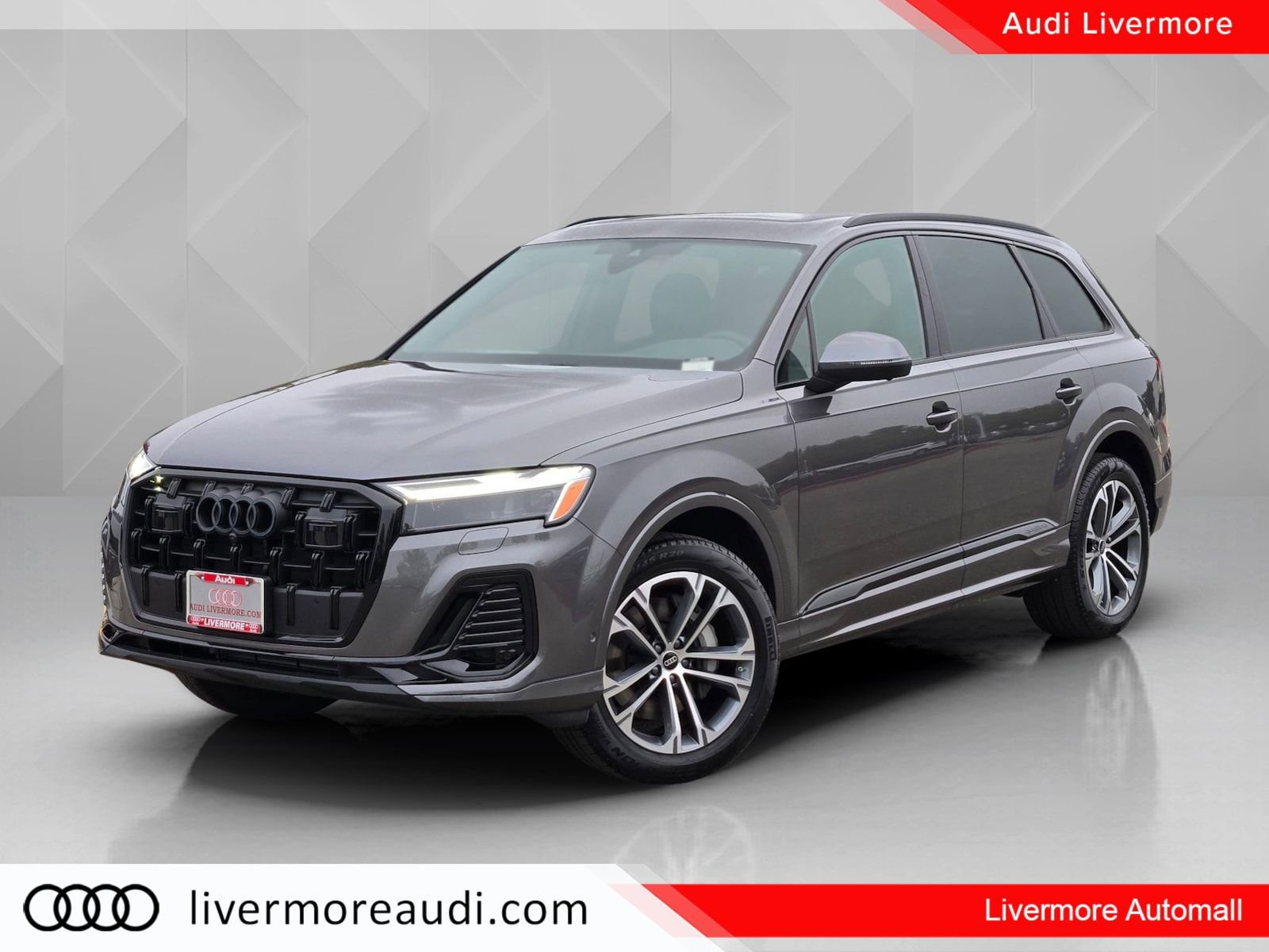 Used 2025 Audi Q7 2.0T Premium Plus w/ Premium Plus Package AWD/4WD image 2