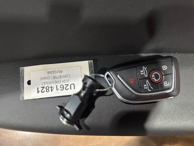 Used 2024 Chevrolet Corvette Stingray Preferred Cpe w/ Z51 Performance Package image 27