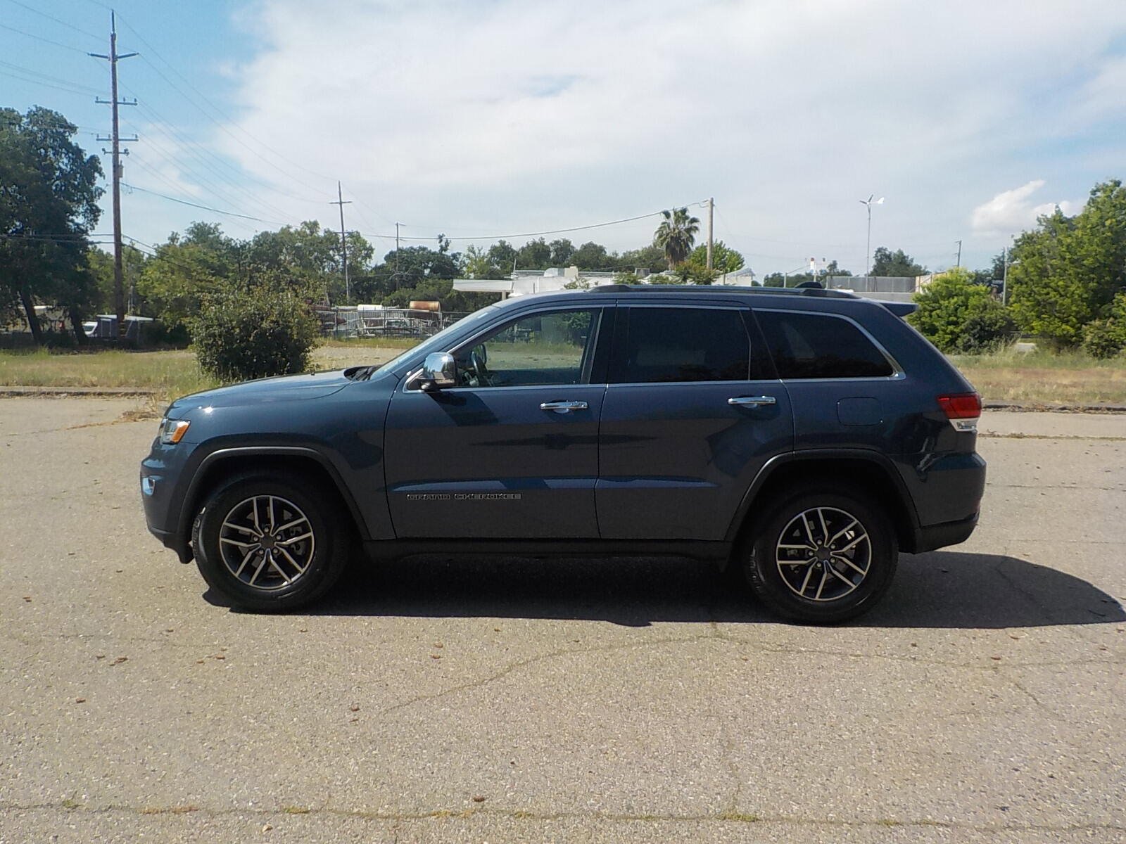 Used 2021 Jeep Grand Cherokee Limited w/ Trailer Tow Group IV AWD/4WD image 8