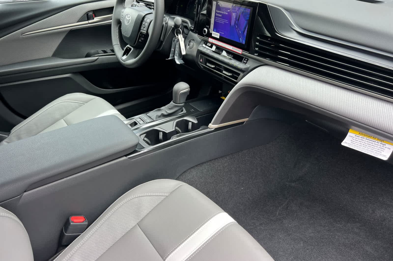 New 2026 Toyota Camry SE w/ Convenience Package FWD image 16