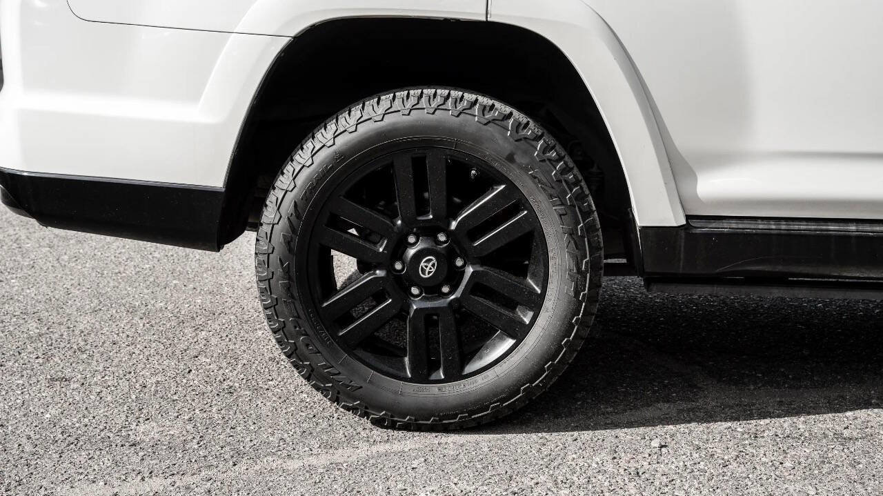 Used 2019 Toyota 4Runner Limited image 29