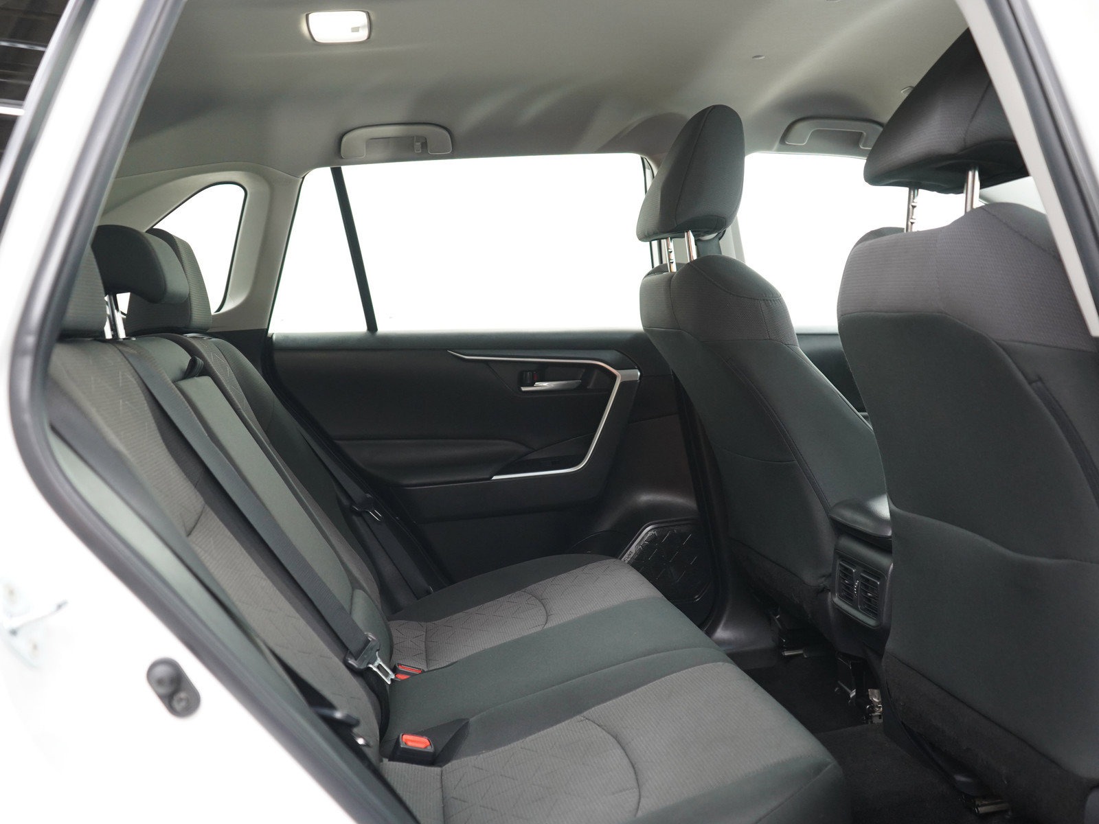 Used 2023 Toyota RAV4 XLE w/ Protection Package (TMS) AWD/4WD image 12