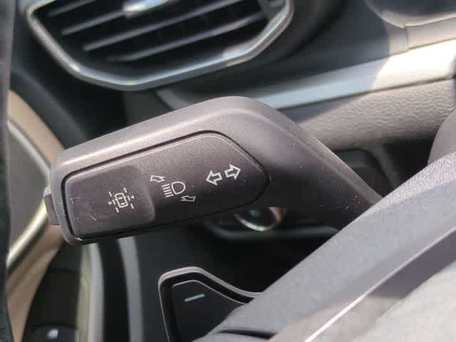 Used 2020 Ford Explorer XLT w/ Equipment Group 202A RWD image 27