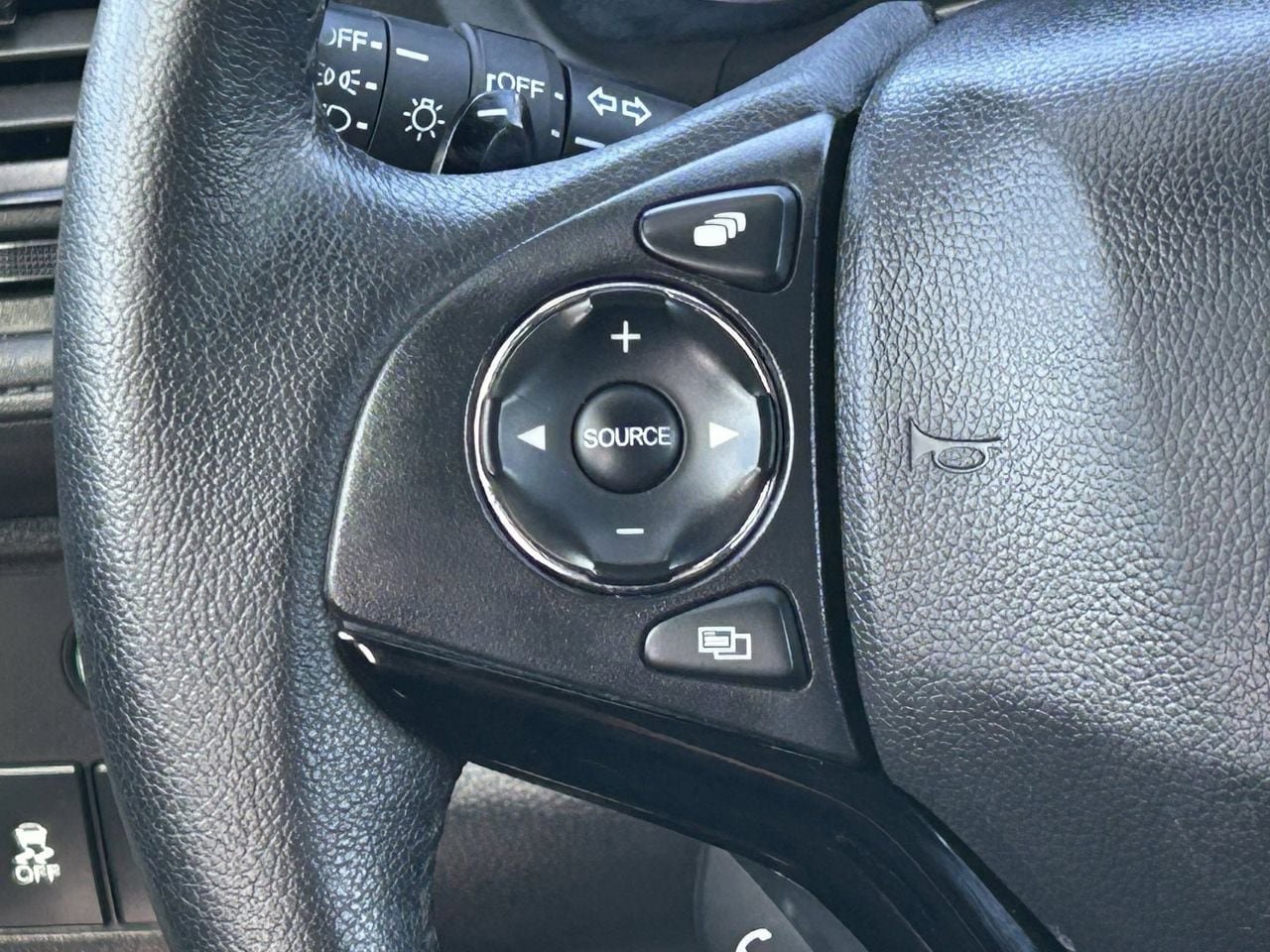 Used 2022 Honda HR-V Sport image 23