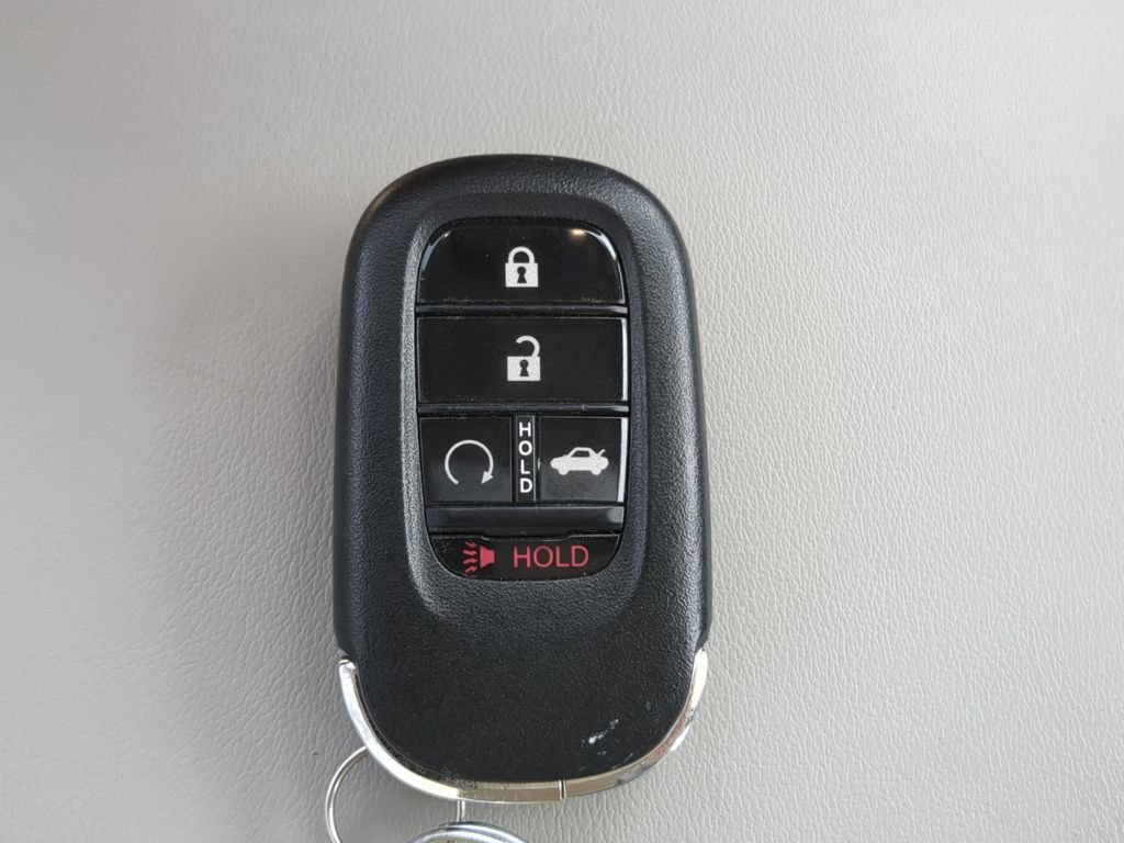 Used 2025 Honda Accord SE image 27