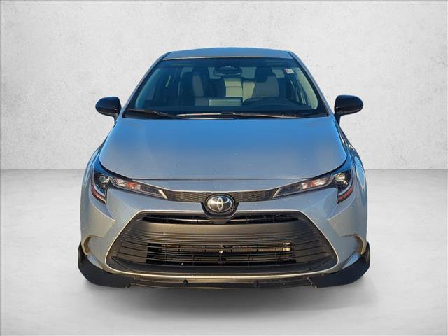Used 2025 Toyota Corolla LE FWD image 2