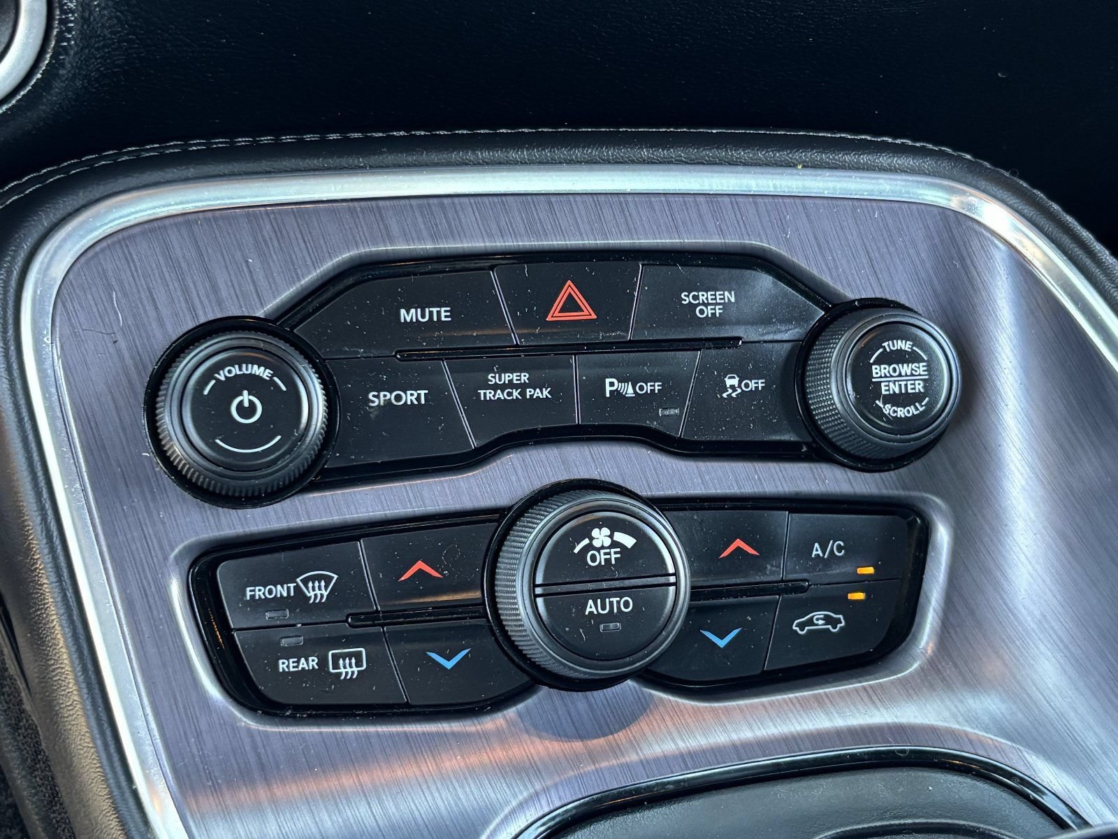 Used 2018 Dodge Challenger R/T Scat Pack RWD image 25