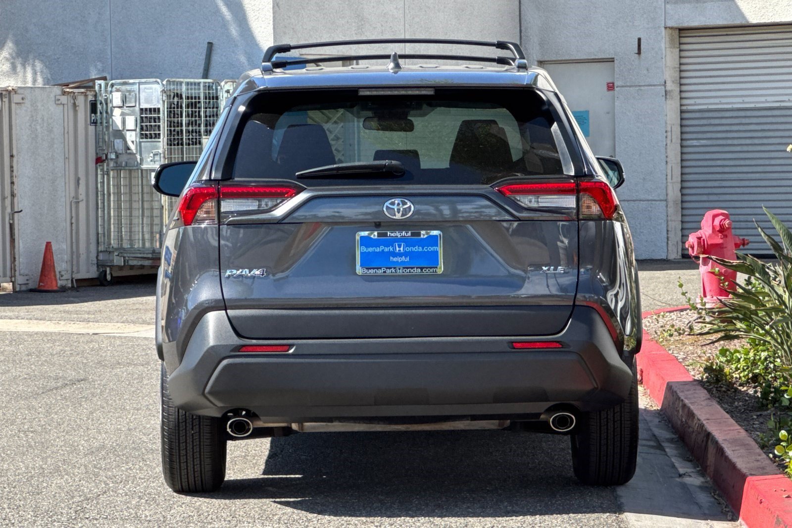 Used 2025 Toyota RAV4 XLE FWD image 10