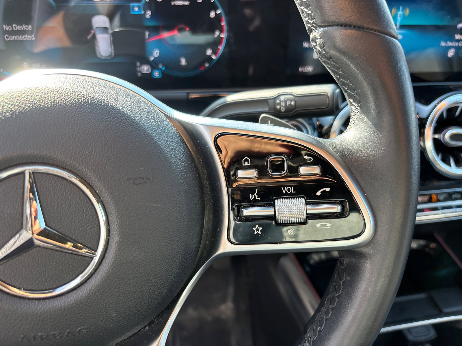 Used 2021 Mercedes-Benz GLA 250 4MATIC image 18