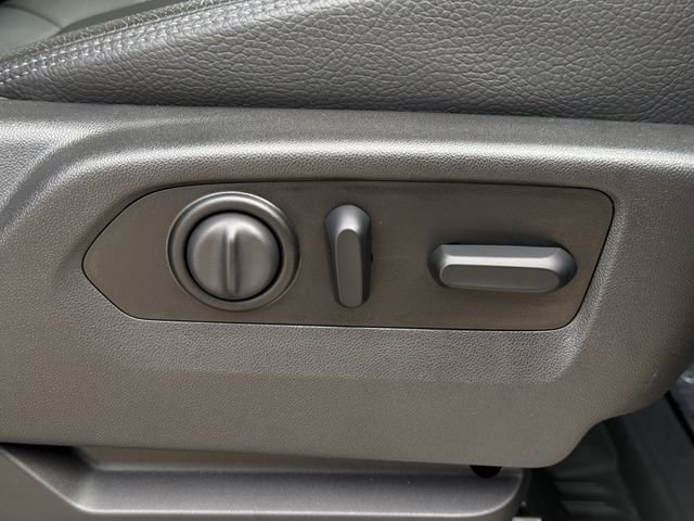 Used 2021 GMC Sierra 2500 Denali w/ Denali Ultimate Package AWD/4WD image 32