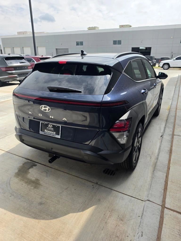 New 2026 Hyundai Kona SEL Premium FWD image 4