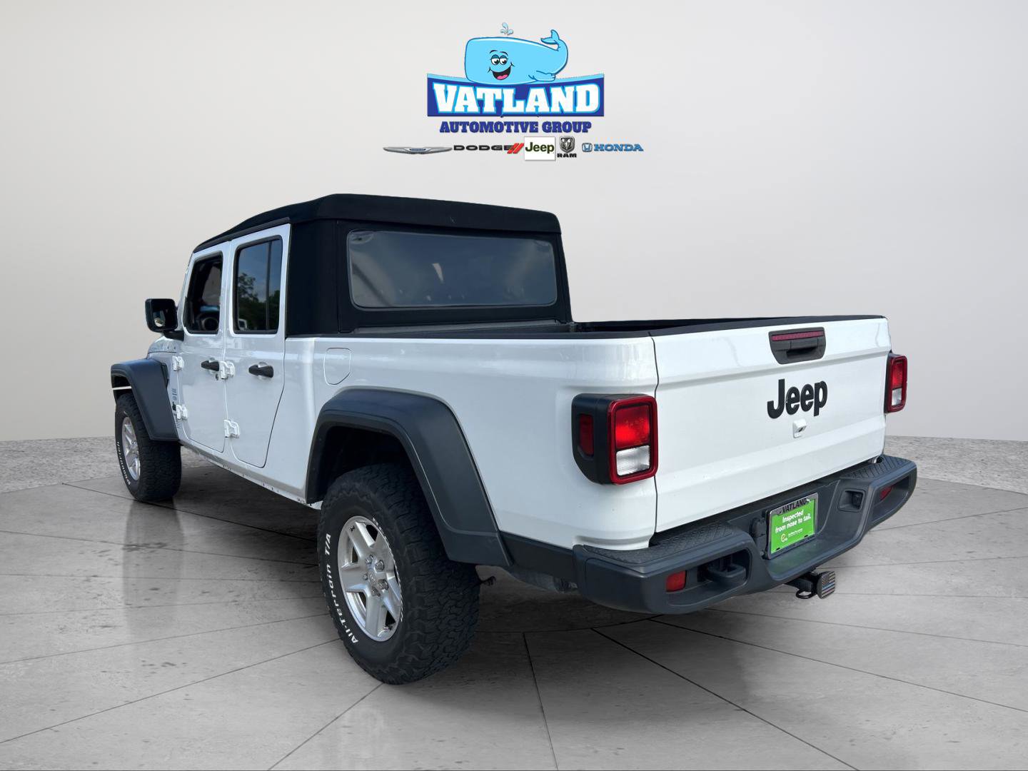 Used 2020 Jeep Gladiator Sport w/ Quick Order Package 24S AWD/4WD image 3