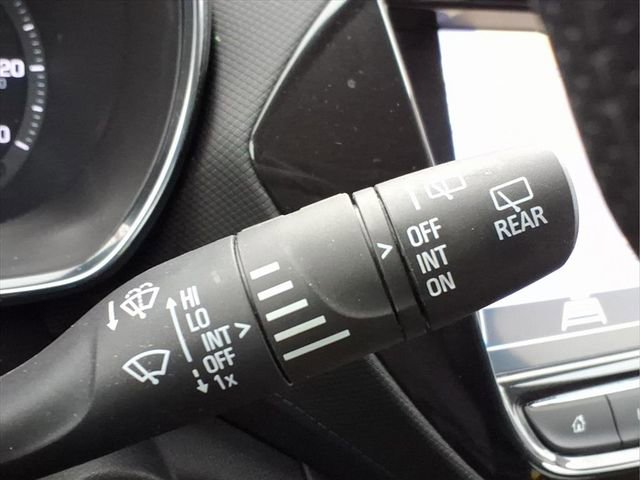 Used 2023 Chevrolet TrailBlazer LT w/ Convenience Package image 27