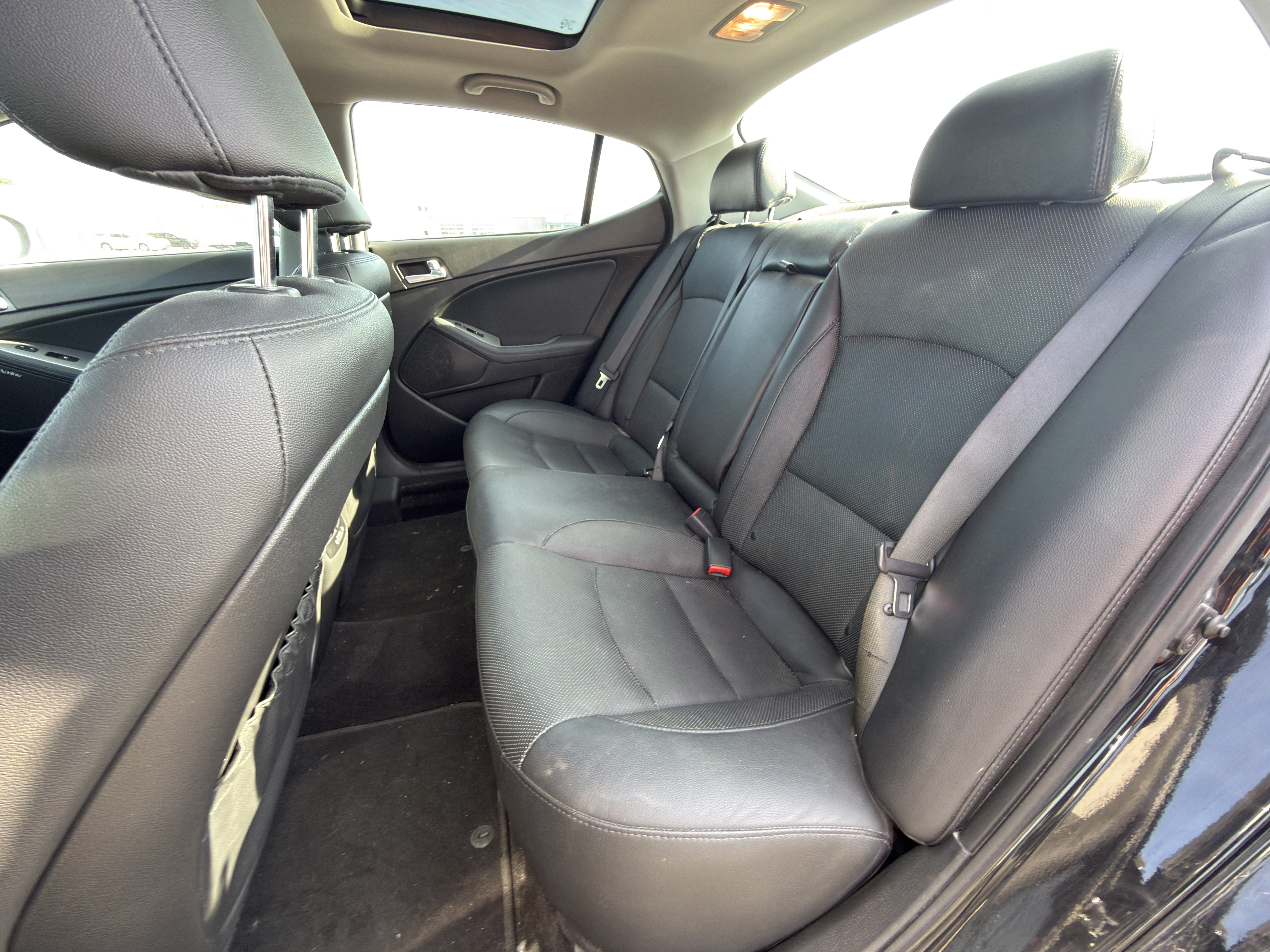 Used 2015 Kia Optima SX w/ SX Turbo Premium Package FWD image 11