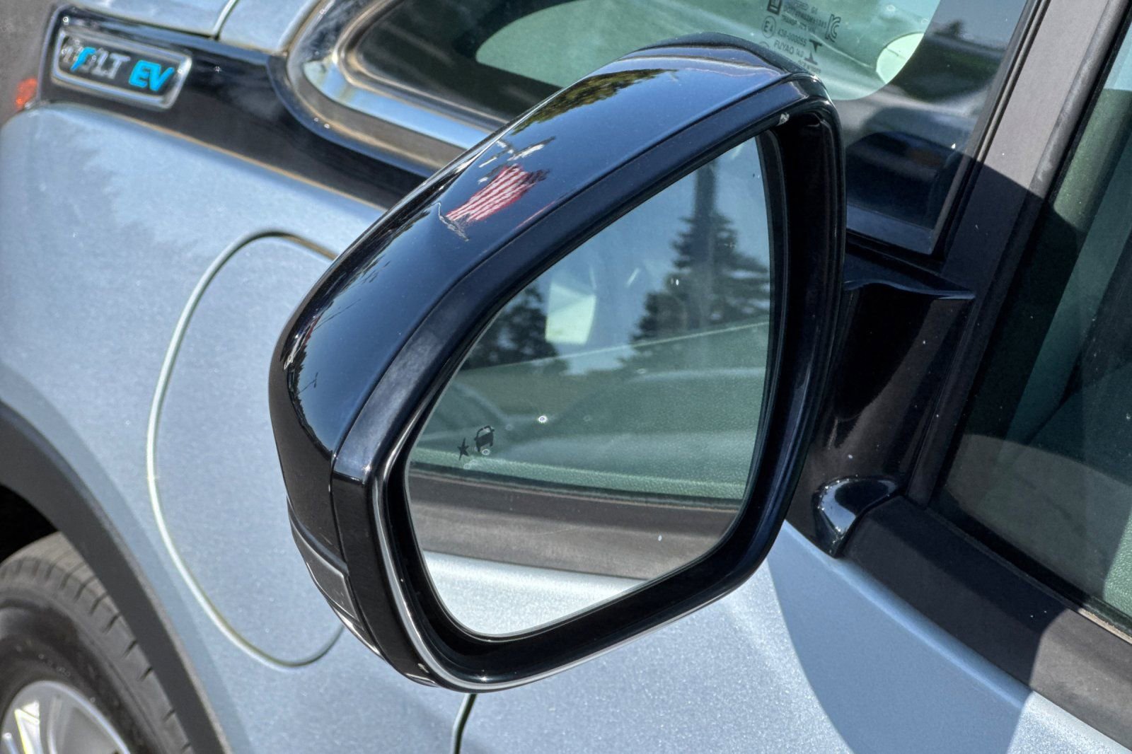 Used 2017 Chevrolet Bolt LT FWD image 50