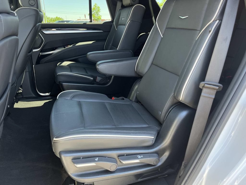 Certified 2025 Cadillac Escalade Sport AWD/4WD image 67
