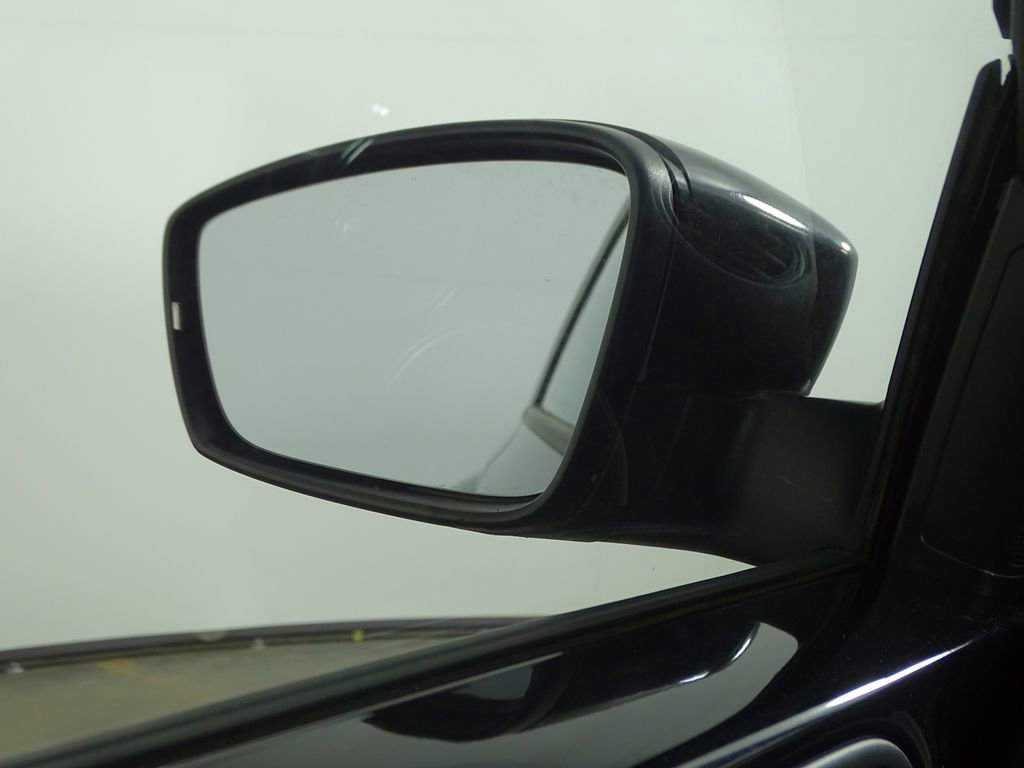 Used 2014 Volkswagen Beetle 2.5 image 28