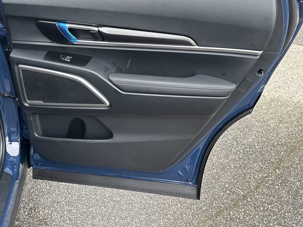 New 2026 Kia Sportage EX image 16