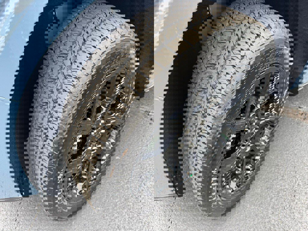 New 2025 Ford Maverick XLT w/ Black Appearance Package image 13