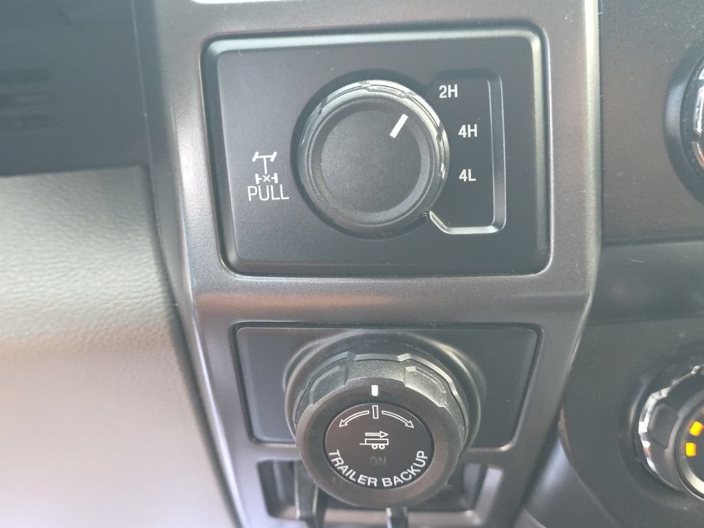 Used 2019 Ford F150 XLT w/ Equipment Group 302A Luxury AWD/4WD image 23