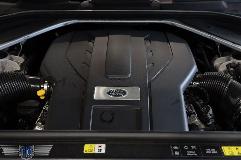 Used 2023 Land Rover Range Rover SV image 45