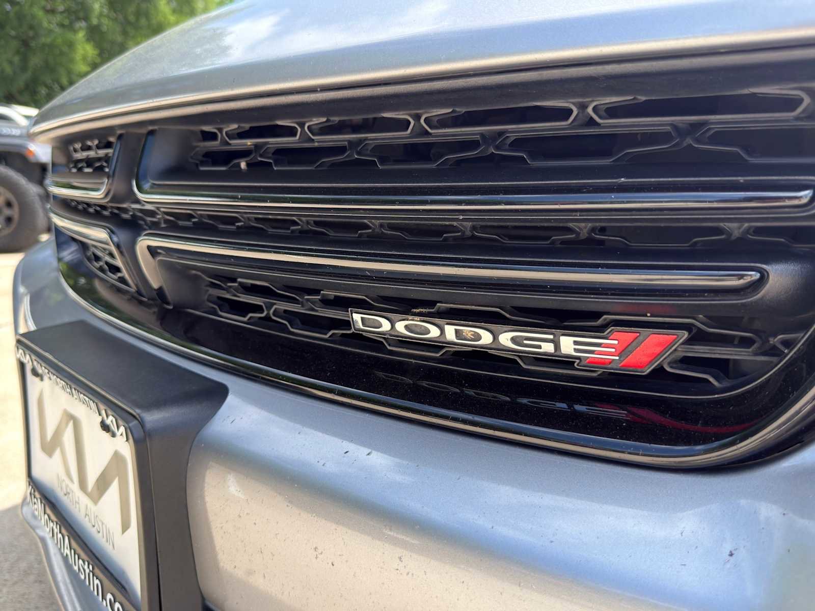 Used 2016 Dodge Charger SXT w/ Navigation & Travel Group RWD image 2