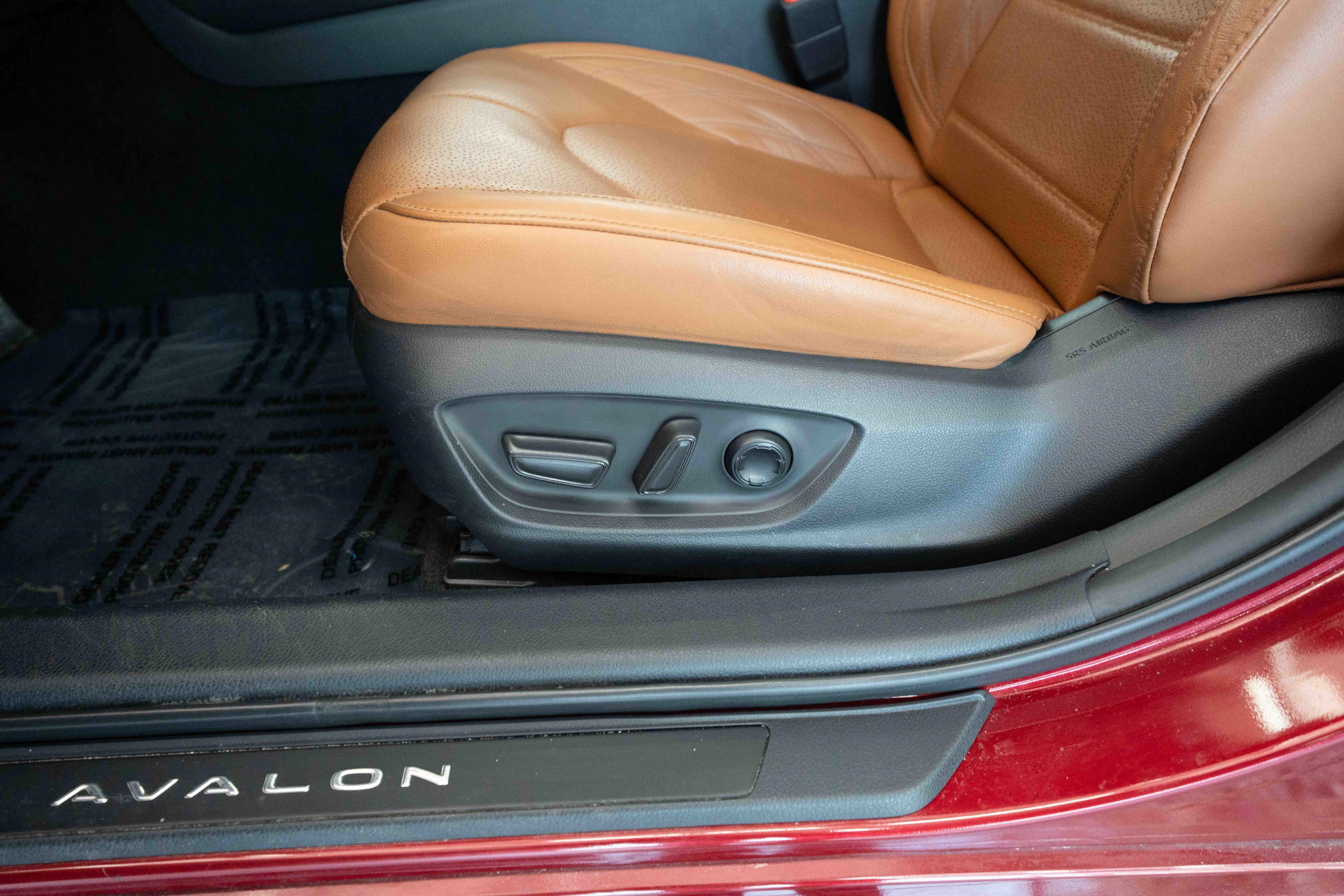 Certified 2020 Toyota Avalon Limited w/ Advanced Safety Package image 13