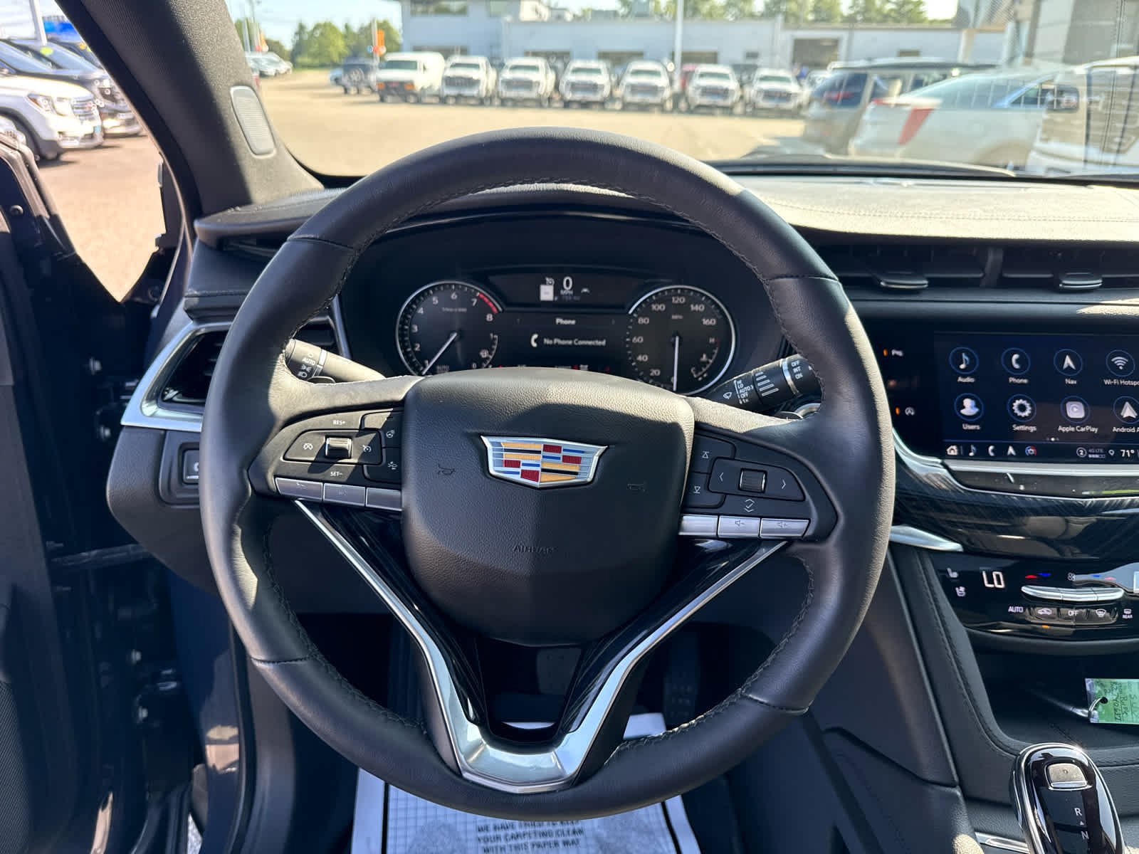 Used 2024 Cadillac XT6 Premium Luxury AWD/4WD image 16