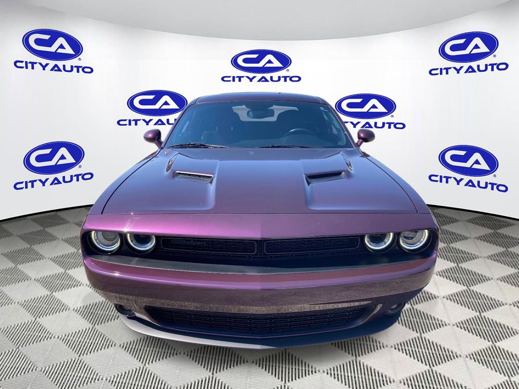Used 2021 Dodge Challenger SXT w/ Blacktop Package image 8