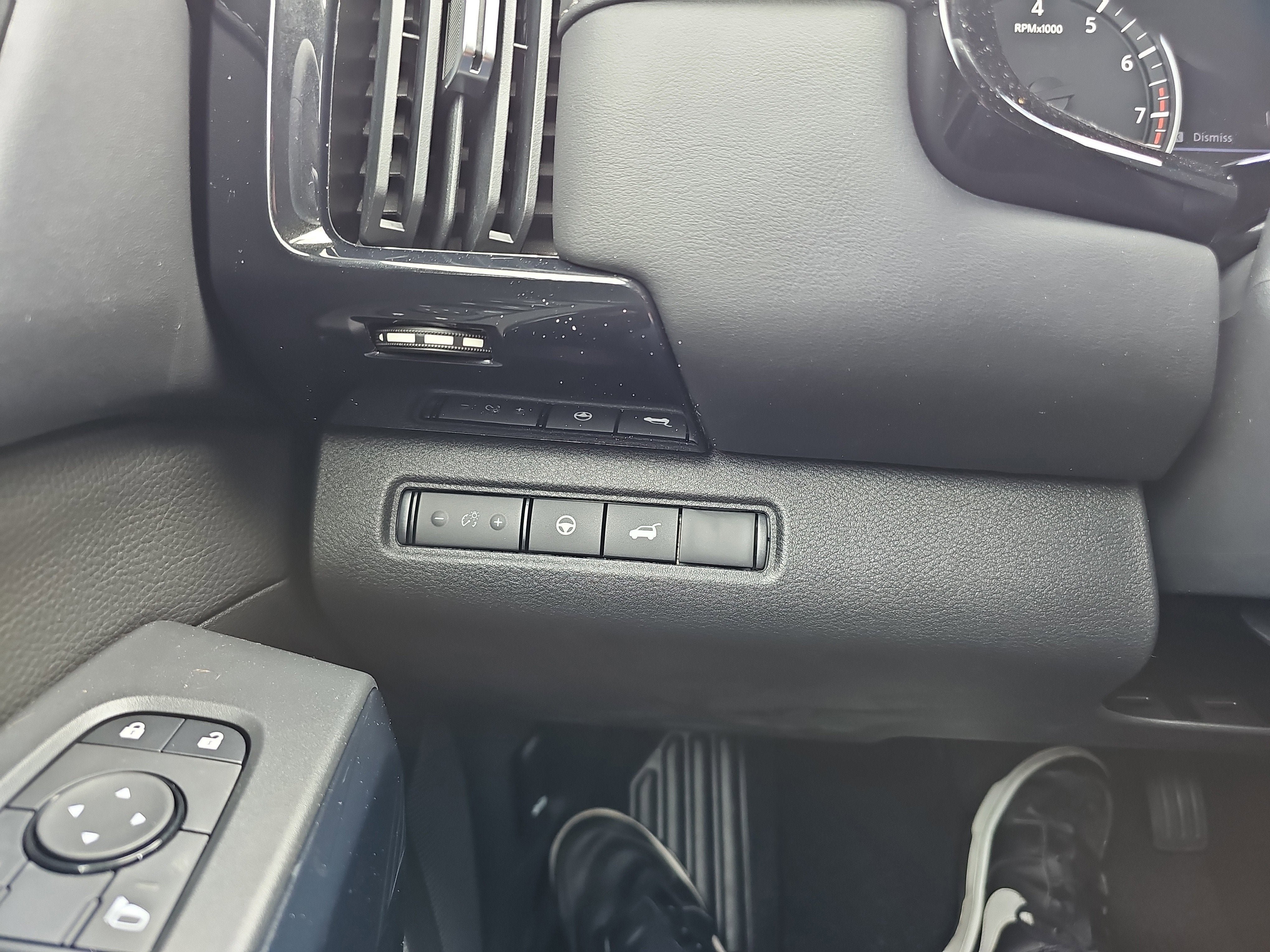 New 2026 Nissan Pathfinder SV AWD/4WD image 29