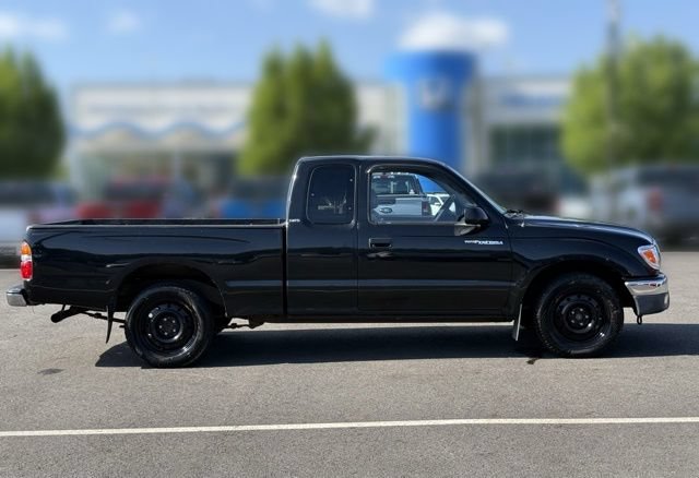 Used 2001 Toyota Tacoma 2WD Xtracab image 9