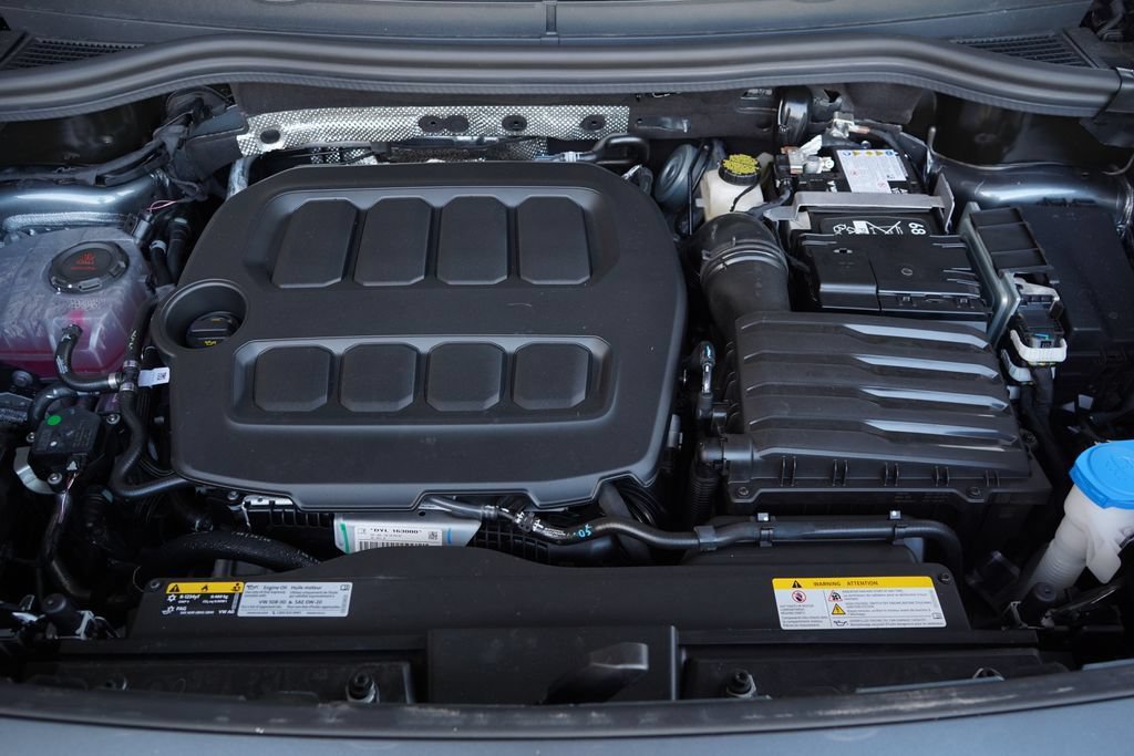 New 2026 Volkswagen Tiguan SE FWD image 14