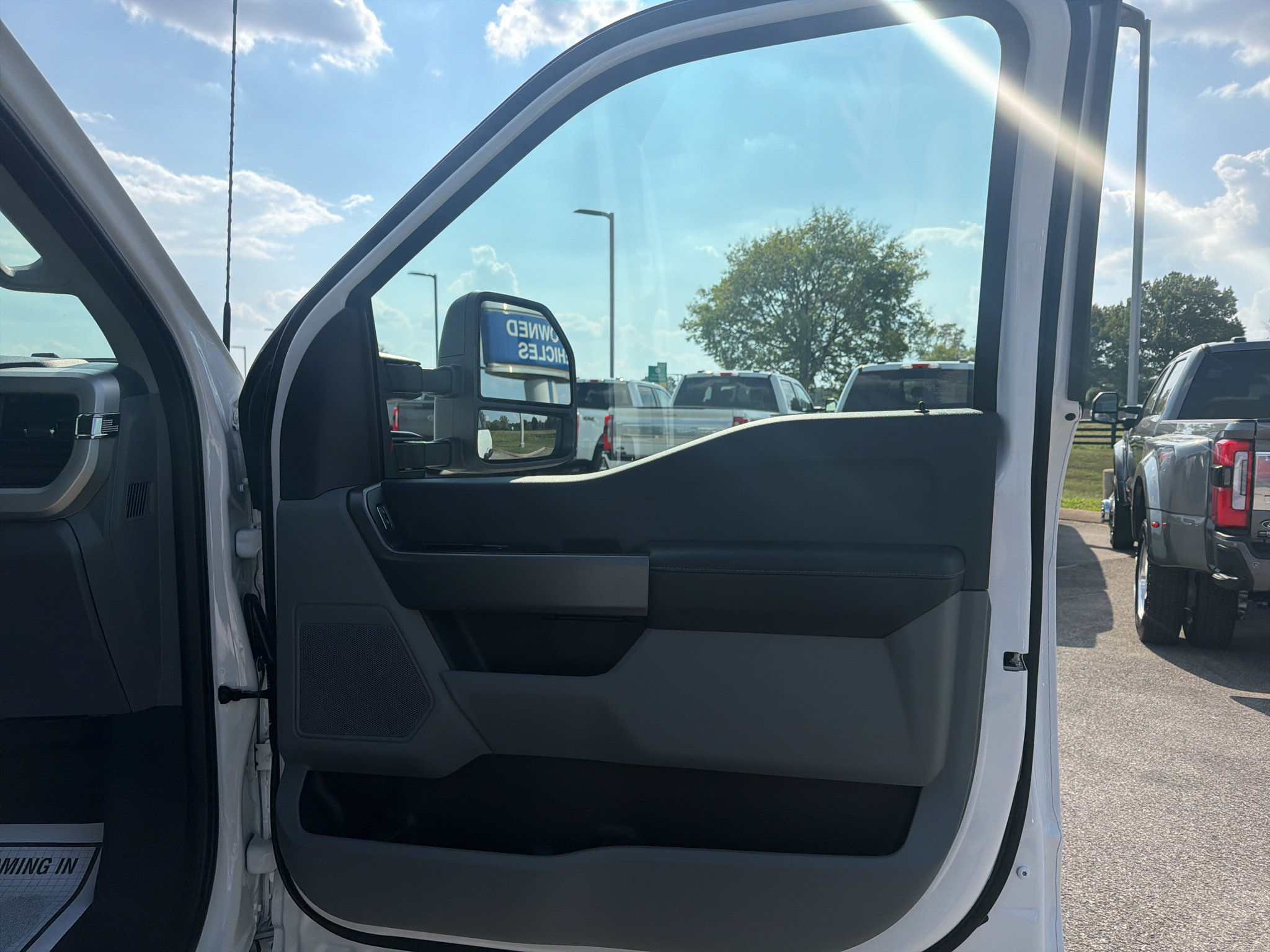 New 2027 Ford F250 XLT AWD/4WD image 19