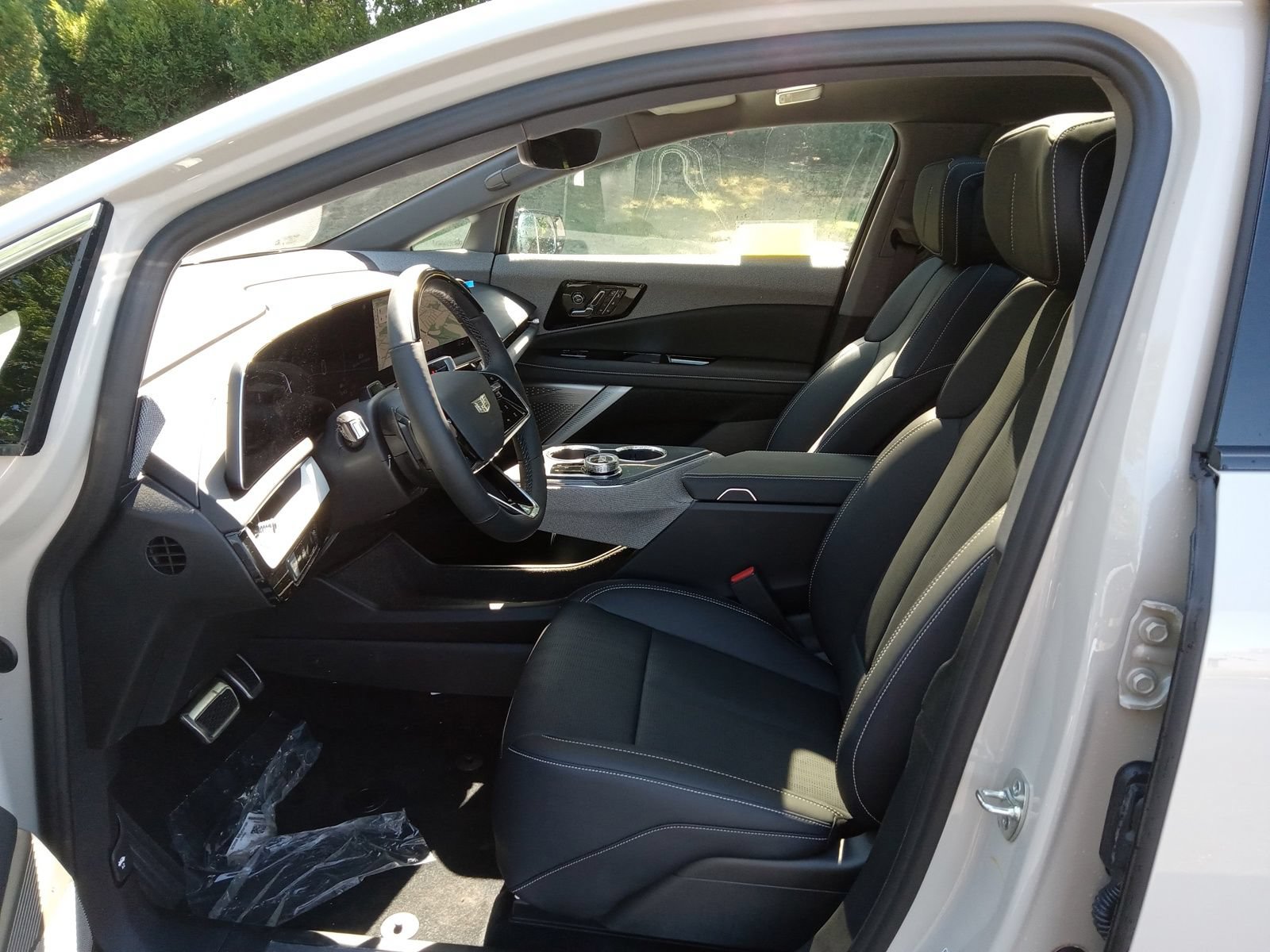 New 2027 Cadillac Optiq Premium Luxury AWD/4WD image 10