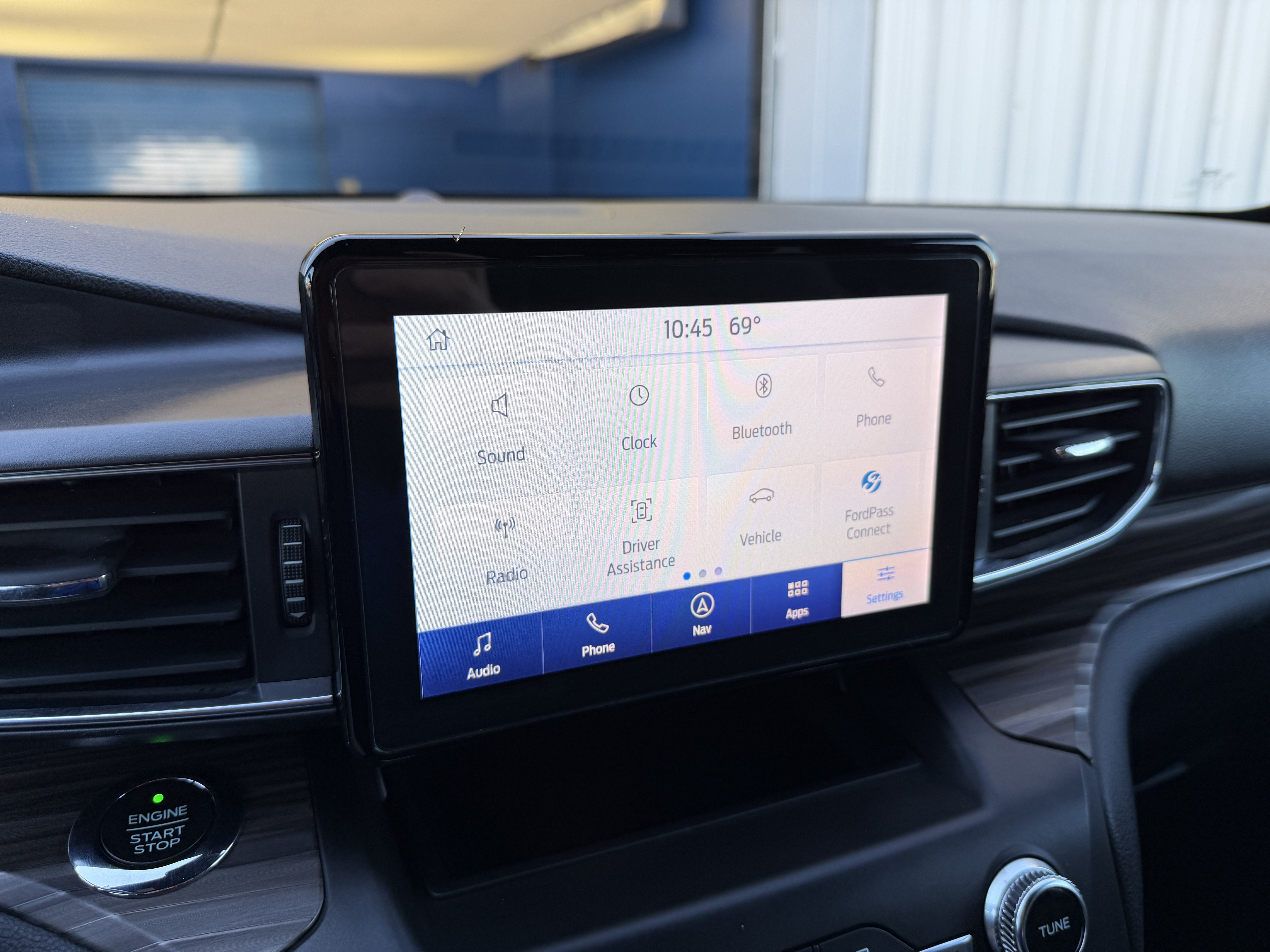 Used 2020 Ford Explorer Limited w/ Class III Trailer Tow Package AWD/4WD image 19
