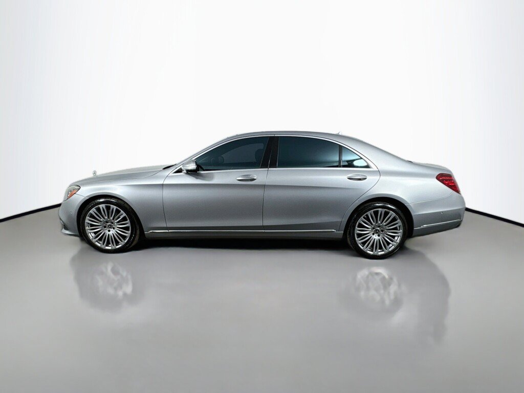 Used 2018 Mercedes-Benz S 560 4MATIC Sedan image 2