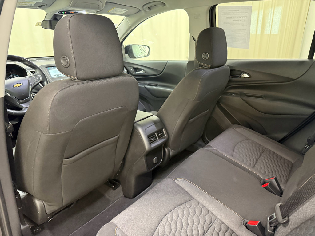 Used 2018 Chevrolet Equinox LT FWD image 19