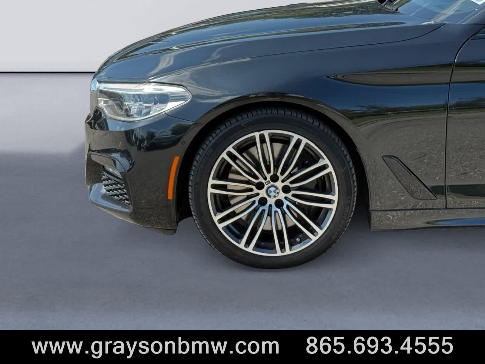 Used 2017 BMW 540i RWD image 9