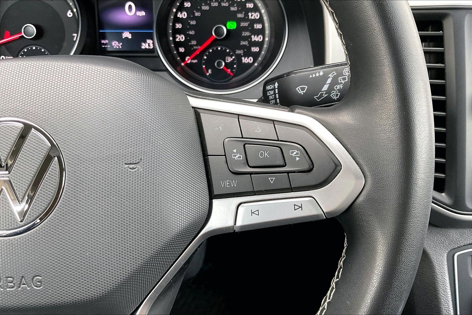 Used 2021 Volkswagen Atlas SE image 11