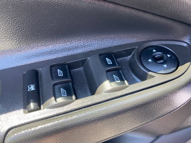 Used 2018 Ford Escape SE FWD image 14