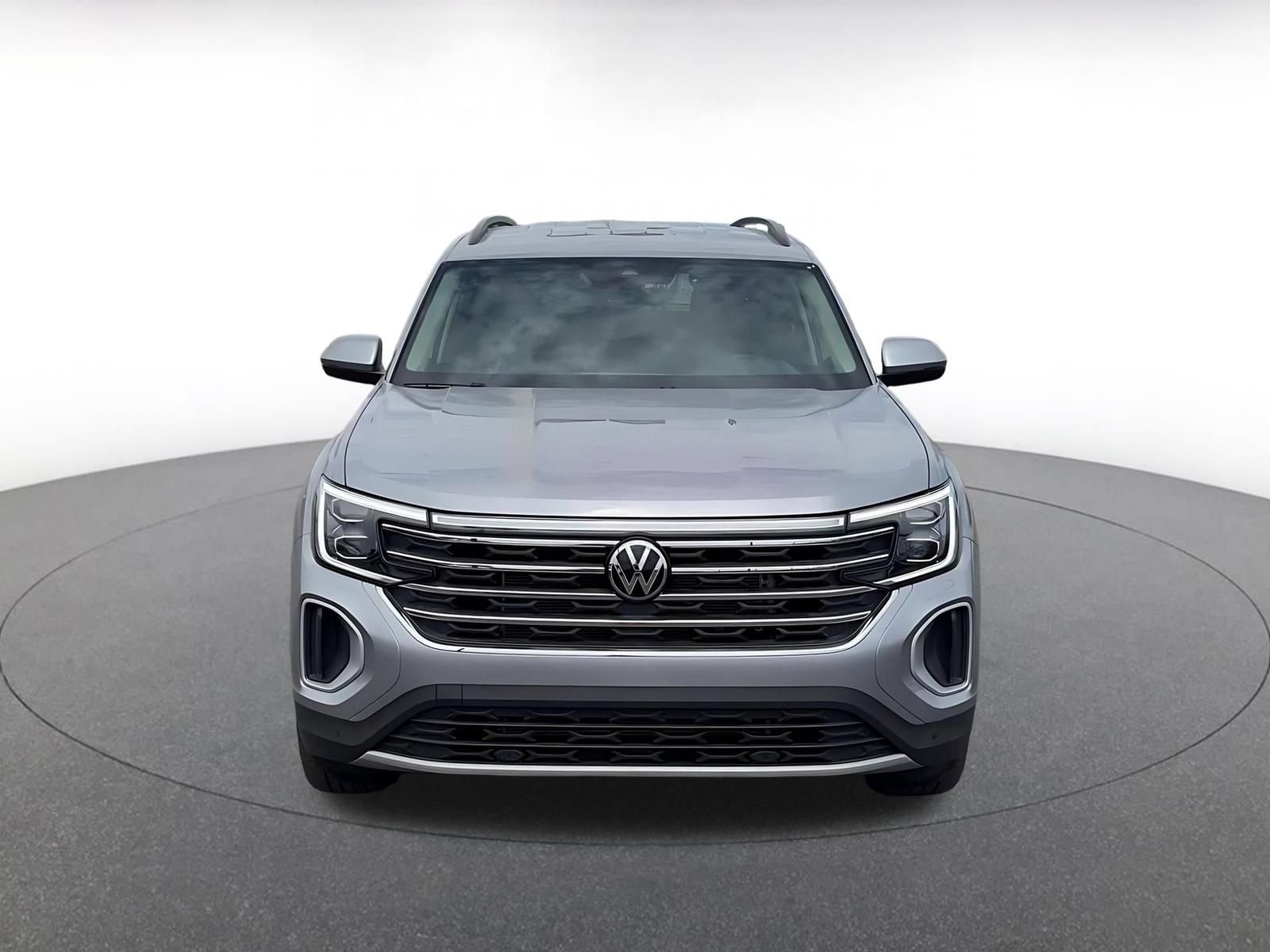 Used 2026 Volkswagen Atlas SE AWD/4WD image 4