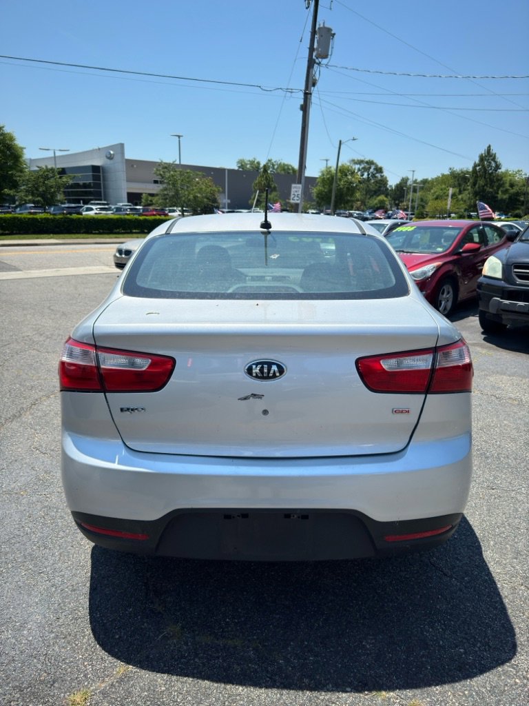 Used 2013 Kia Rio LX w/ PWR Pkg image 10