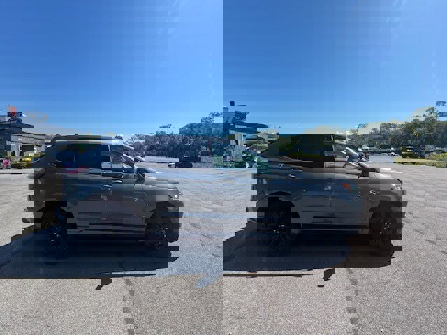 New 2023 Ford Edge SE w/ Black Appearance Package image 11