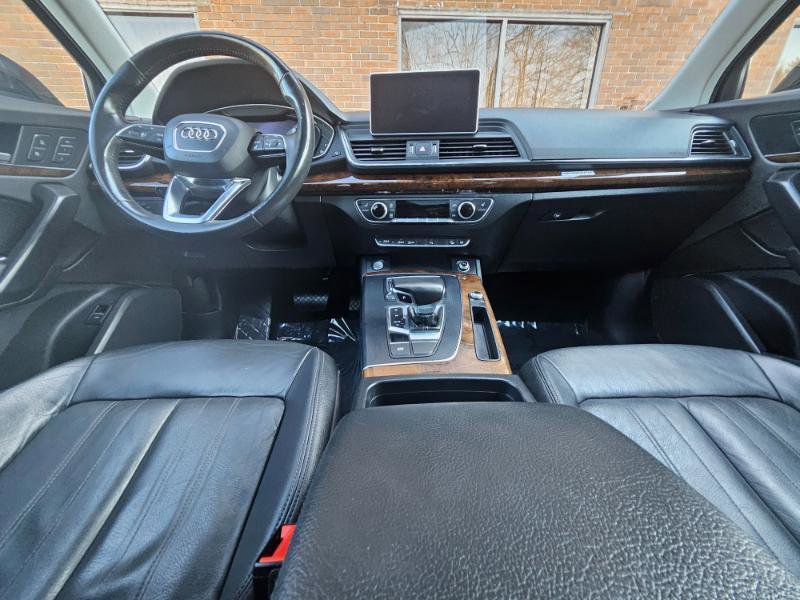 Used 2018 Audi Q5 2.0T Premium Plus w/ Premium Plus Package image 44