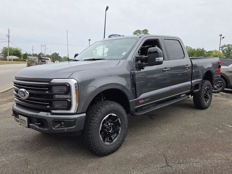 New 2026 Ford F350 Platinum w/ Tremor Off-Road Package AWD/4WD image 3