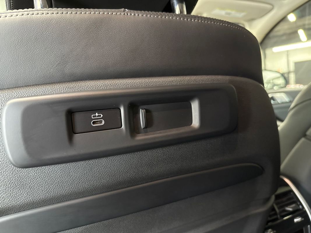 Used 2022 BMW X7 xDrive40i image 43