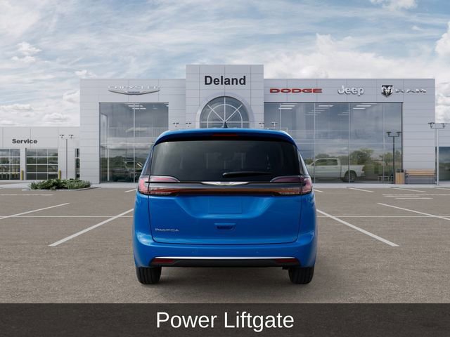 New 2026 Chrysler Pacifica Select image 9