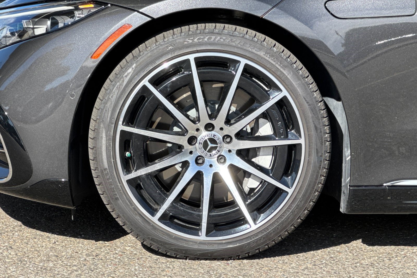 Certified 2023 Mercedes-Benz EQS 580 4MATIC Sedan image 13